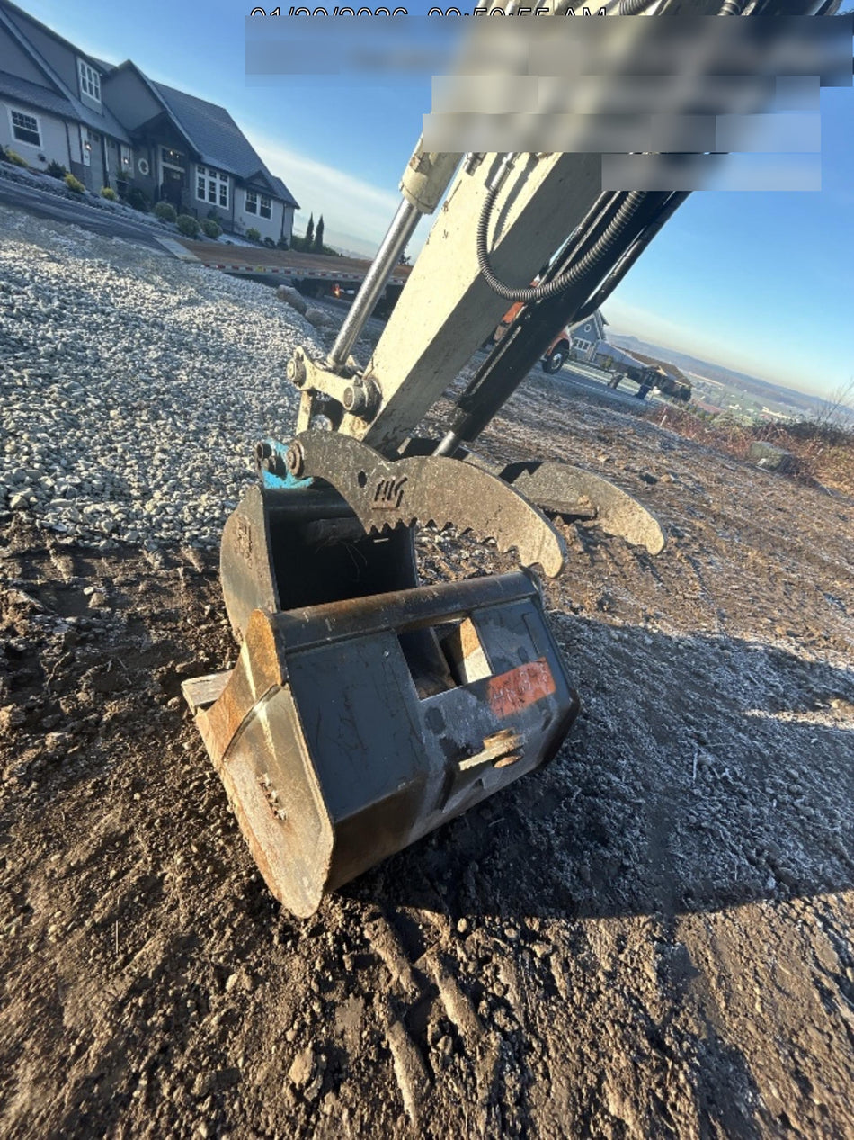 2025 TAKEUCHI 36" Bucket - Takeuchi