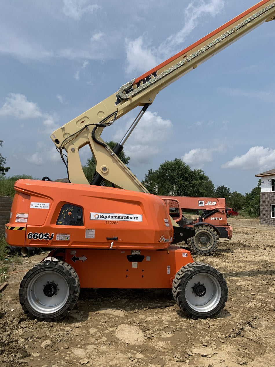 2021 JLG 660SJ