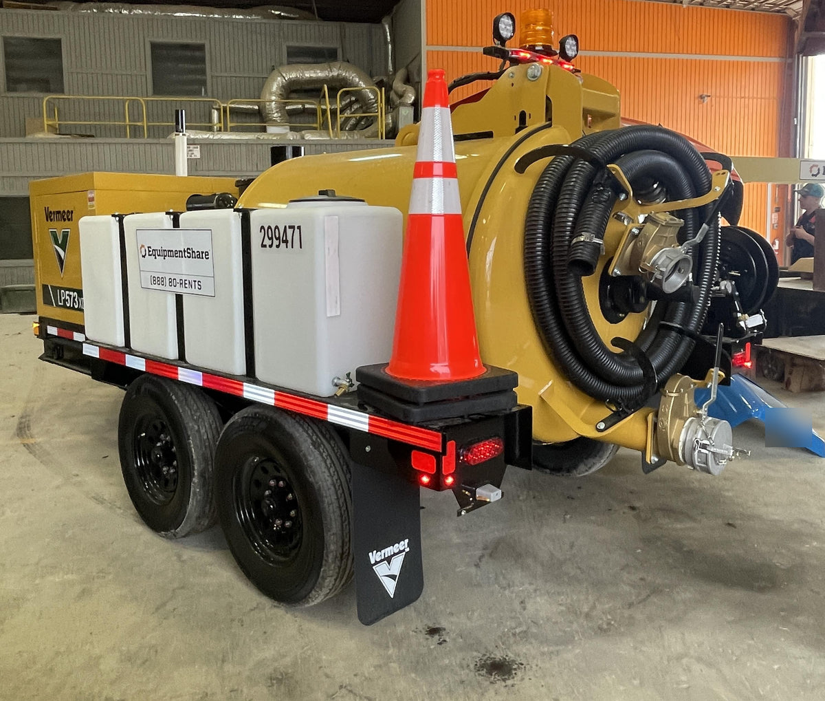 2023 Vac-Tron LP573XDT T4 Koehler Diesel Engine, 500 Gallon Debris Tank, x2 100 Gallon Water Tanks
