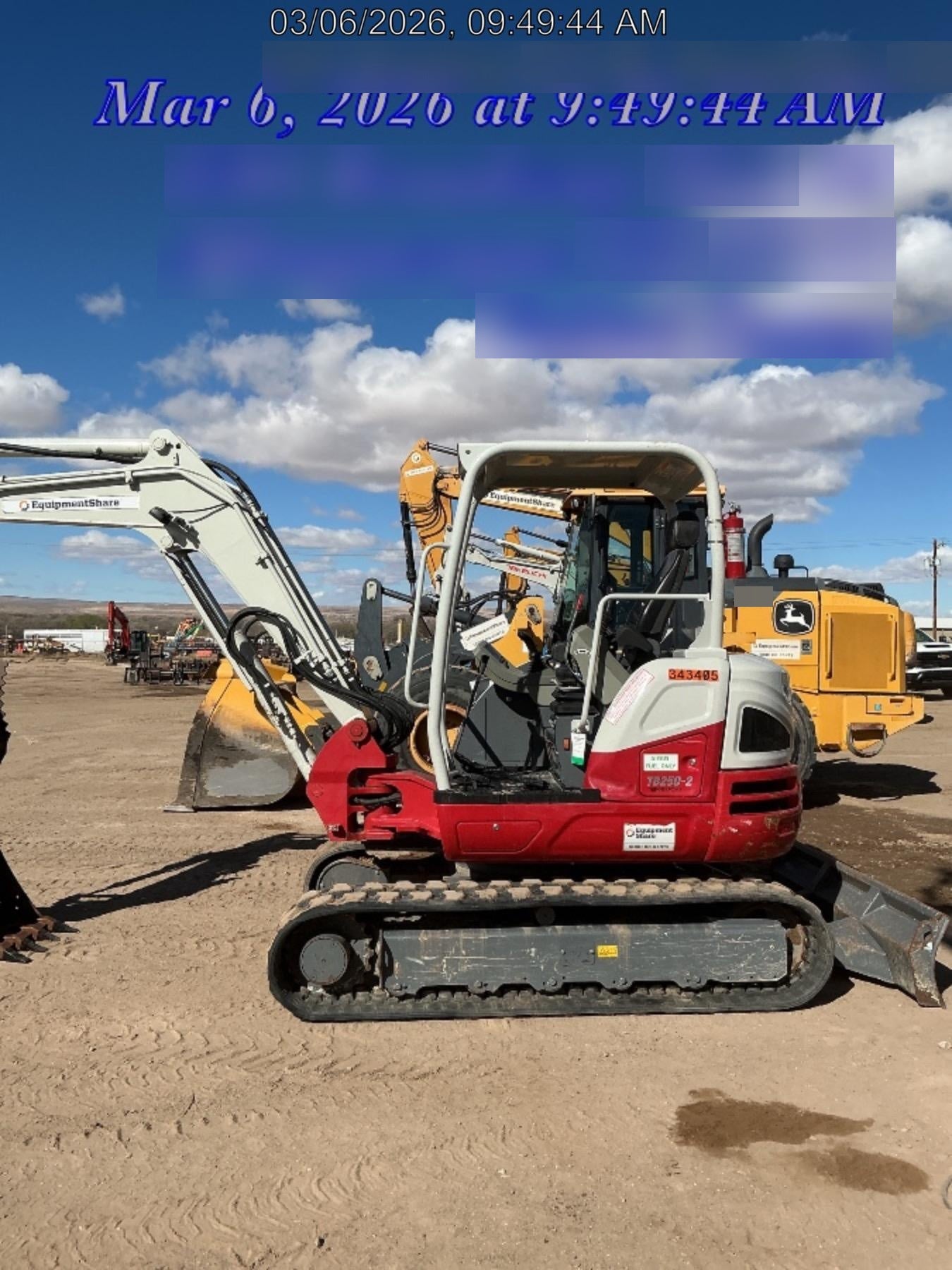 2023 TAKEUCHI TB250-2R