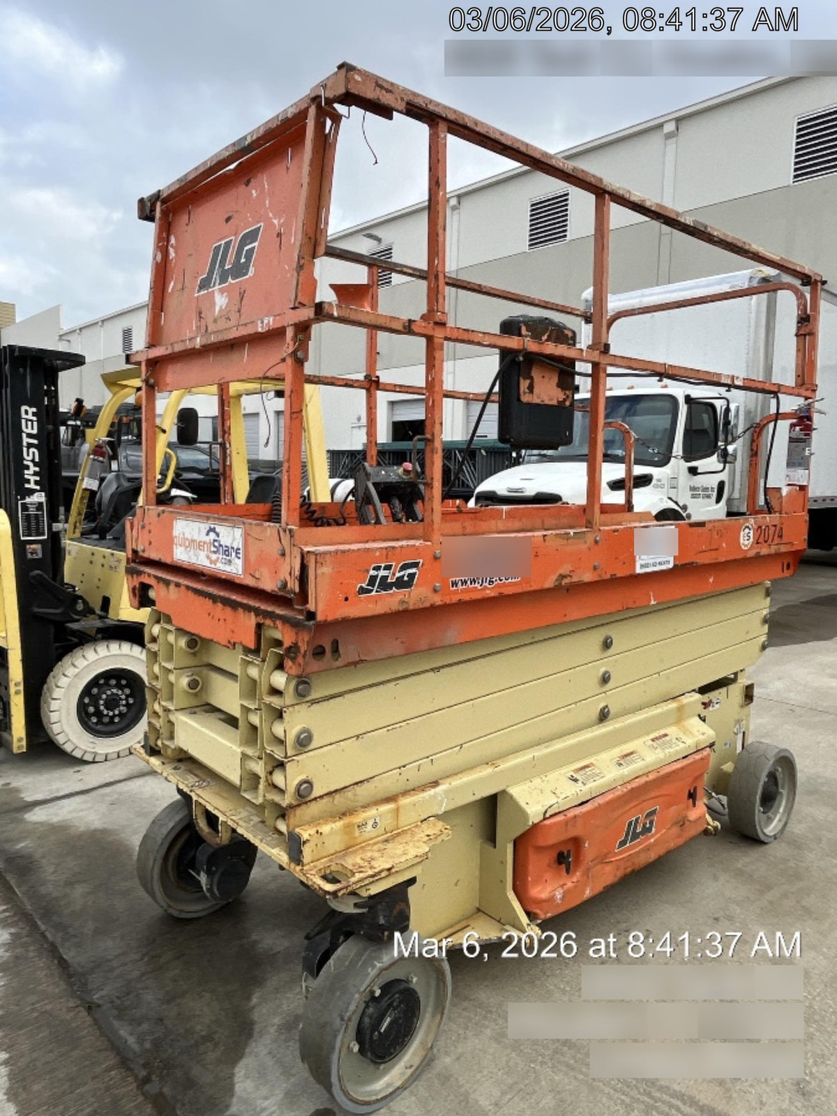 2016 JLG 3246ES