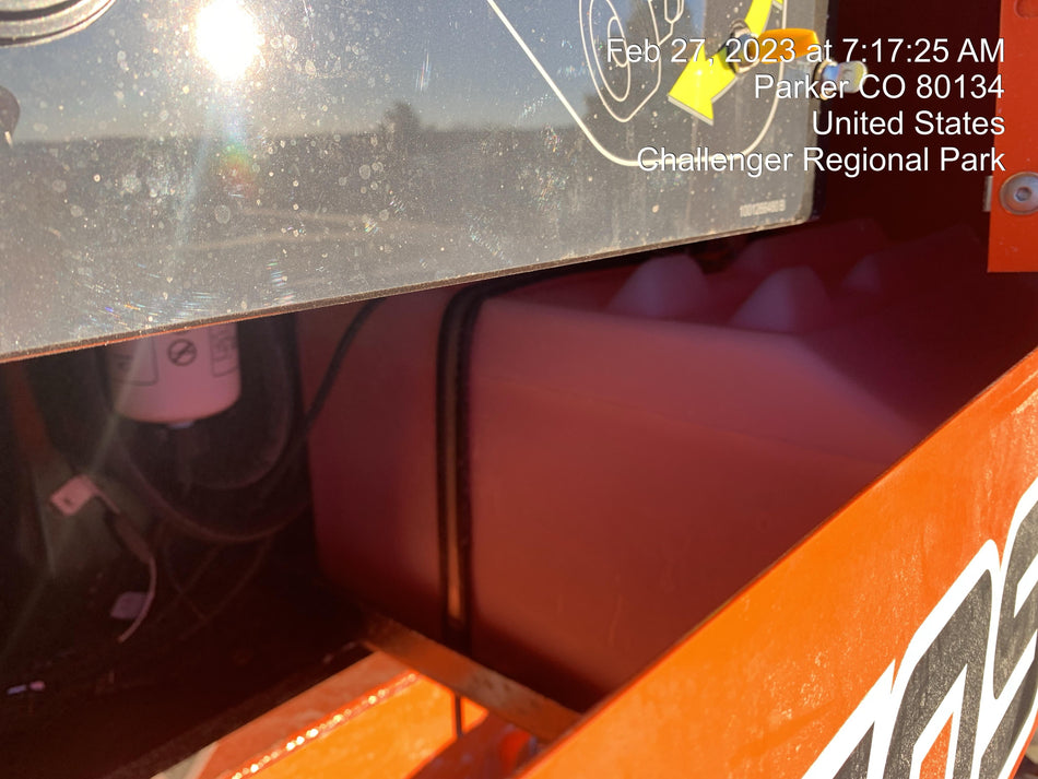 2023 JLG 860SJ