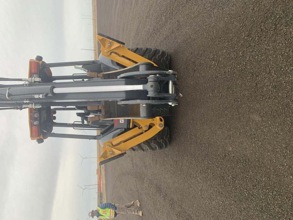 2020 JOHN DEERE 310LEP - Extendable Stick