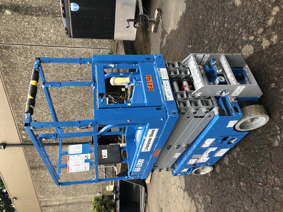 2020 Genie GS-1930 Solid Non Marking Tires, Beacon, Folding rails with half height swing gate, 800W Inverter