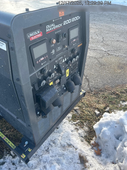 2024 Lincoln Electric Dual Maverick 200/200X Ready Pak 3, Includes Trailer, Cable Rack, Fender Light Kit K4382-1-RP3