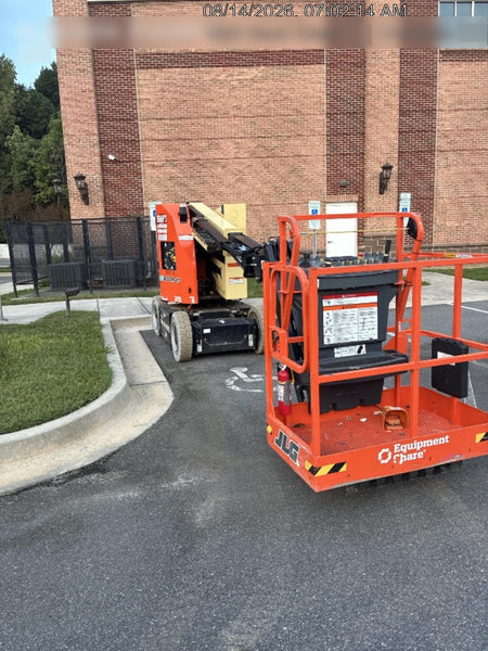 2025 JLG E300AJP