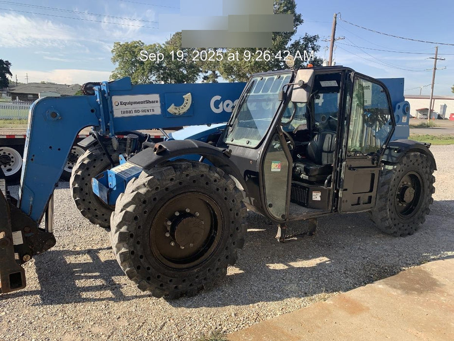 2019 Genie GTH-844 Genie GTH-844 w/Enclosed Cab w/HVAC, Work Lights, Solid Tires, Beacon, 60" Carriage and Forks