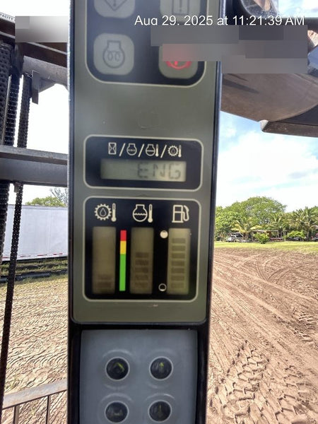 2017 CASE 586H