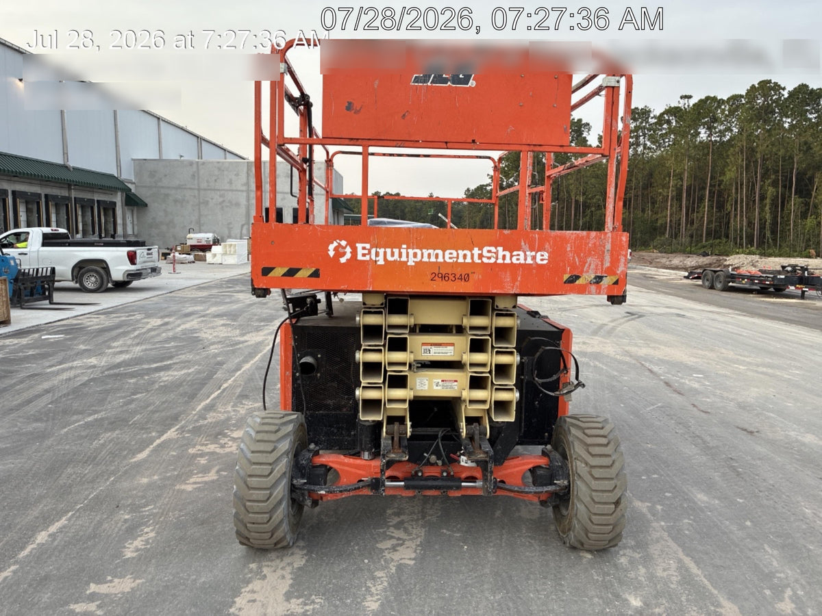 2023 JLG RT4394