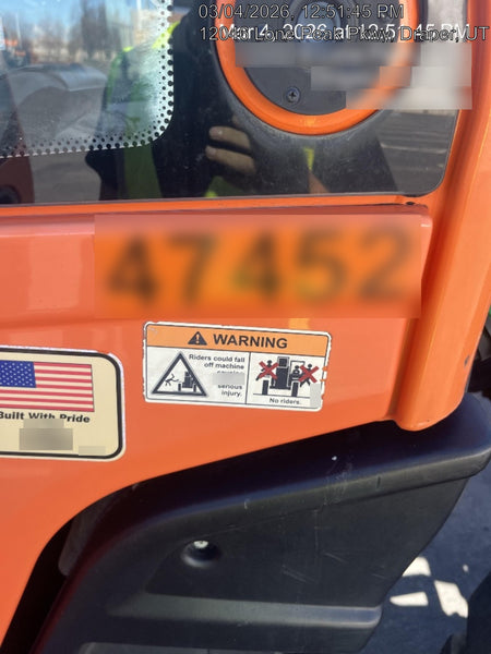 2017 JLG 742
