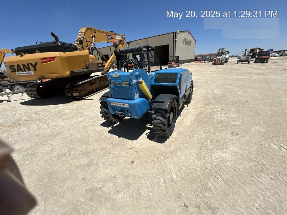 2019 Genie GTH-5519 Canopy, Solid RT Tires, LED Work Lights, Beacon w/48" Carriage, 48" Forks