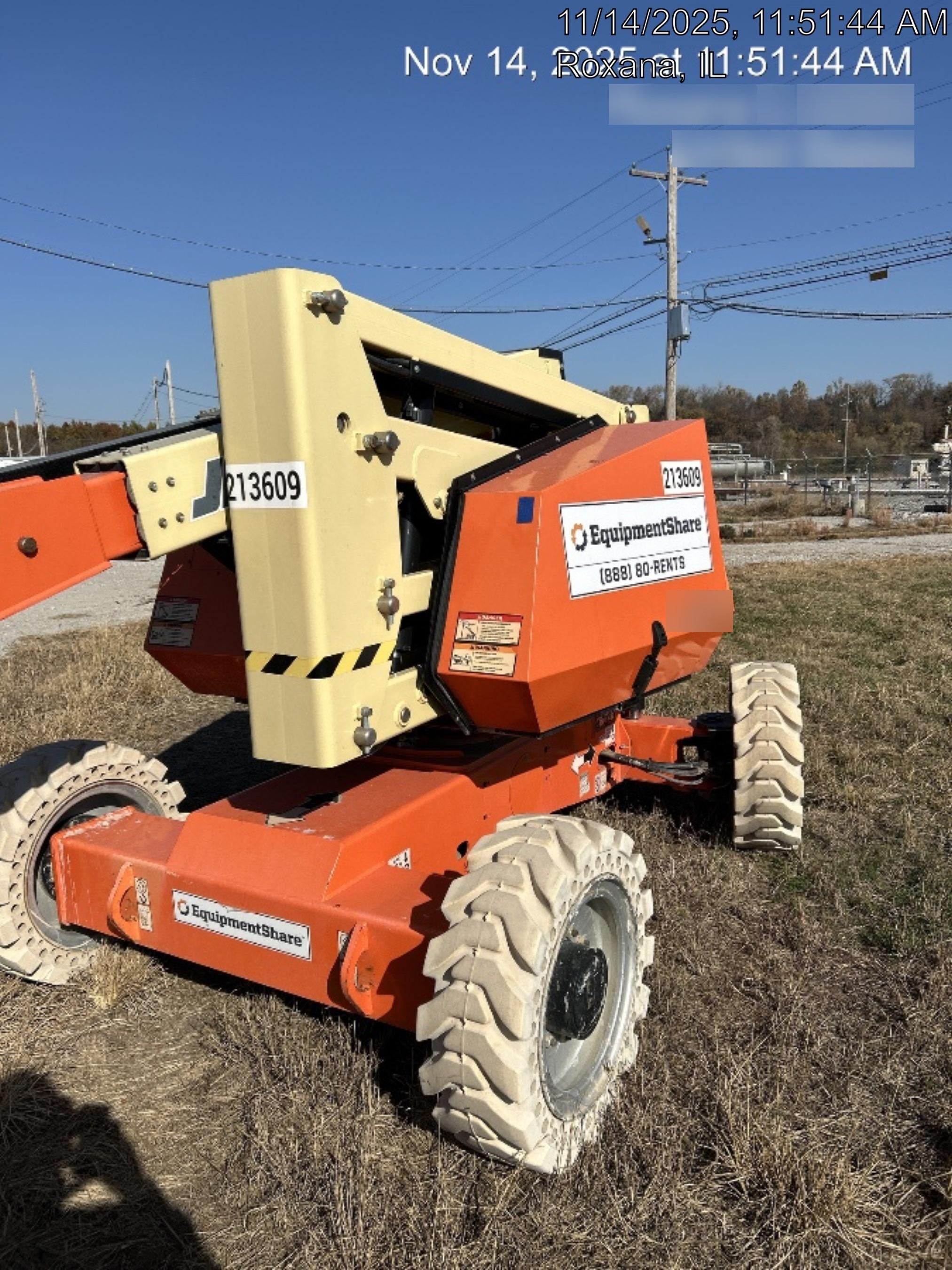 2022 JLG 340AJ
