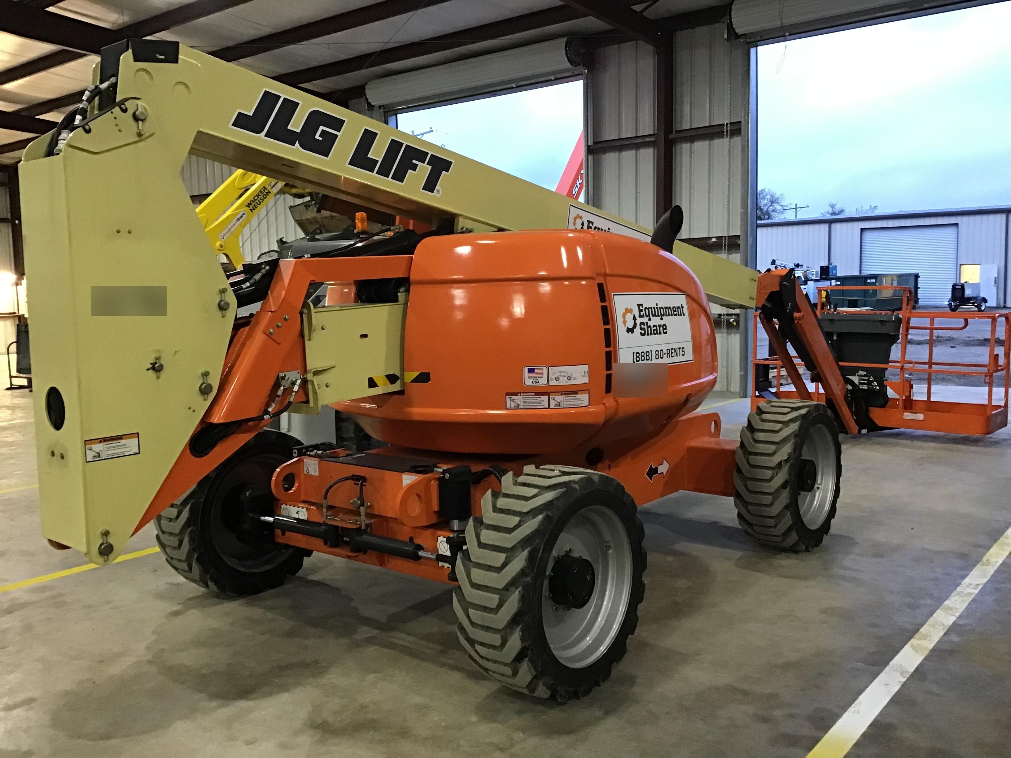 2019 JLG 600AJ