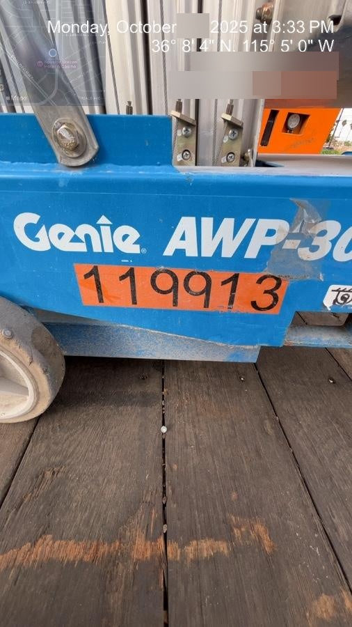 2020 GENIE AWP-30S