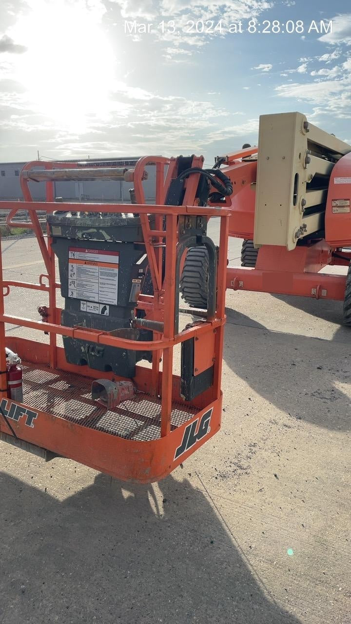 2020 JLG 450AJ
