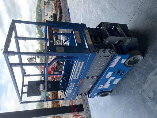 2020 Genie GS-1930 Solid Non Marking Tires, Beacon, Folding rails with half height swing gate