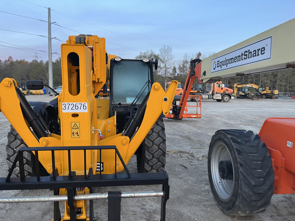 2024 JCB 510-56