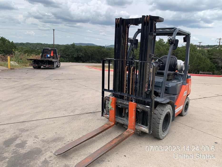 2022 TOYOTA 50-8FGU25