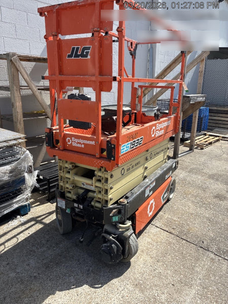 2022 JLG ES1932