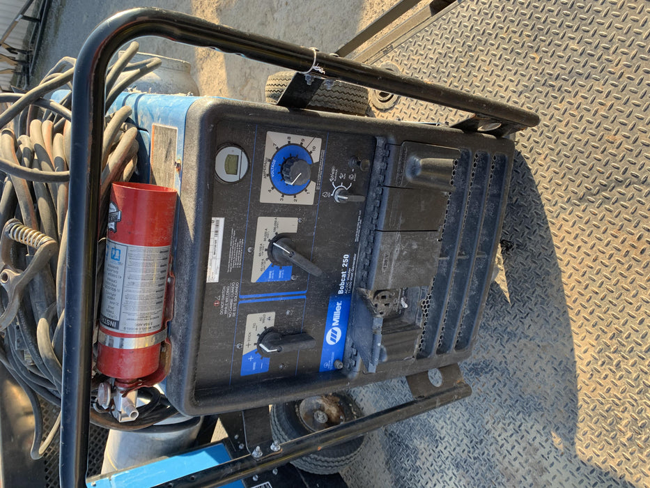 2019 Miller Electric BOBCAT 250 LP/Propane, Running Gear, Tank Bracket, Hose