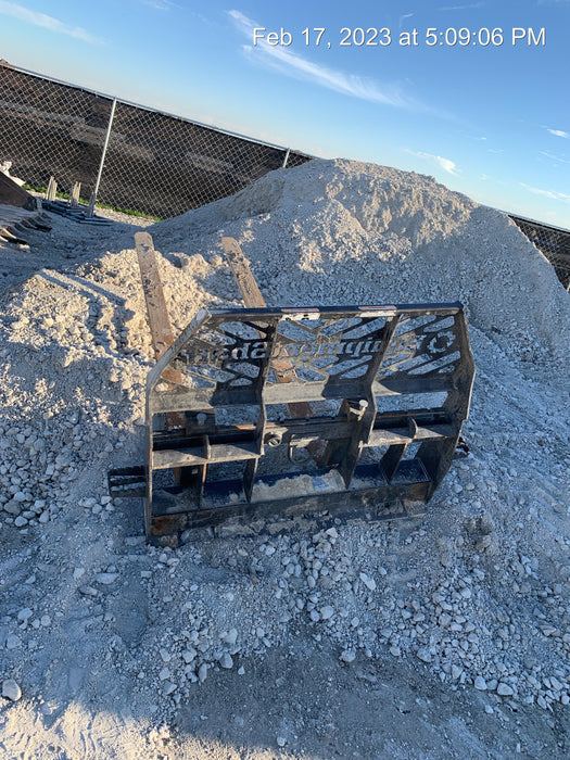 2021 PALADIN 48" Pallet Forks - Paladin