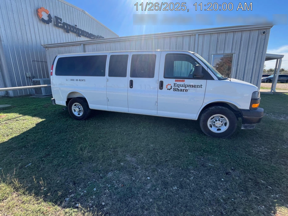 2025 CHEVROLET Express Van - Rental
