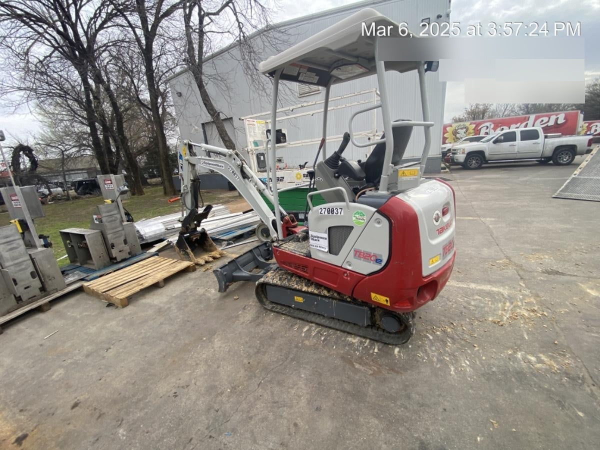 2022 TAKEUCHI TB20e