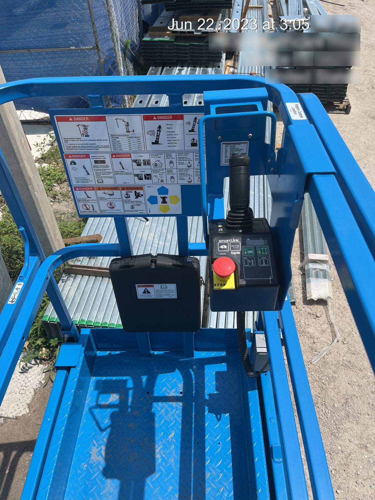 2023 GENIE GS-1432