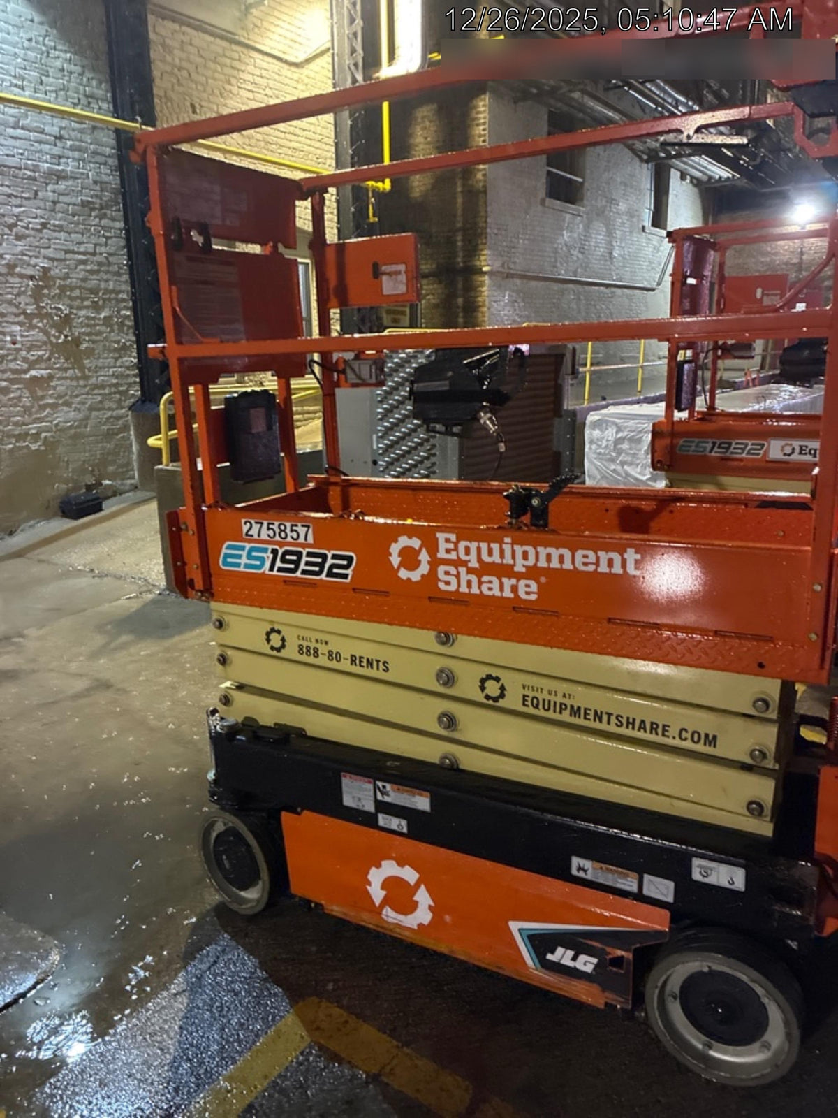 2022 JLG ES1932