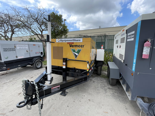 2022 Vac-Tron LP573XDT T4 Koehler Diesel Engine, 500 Gallon Debris Tank, x2 100 Gallon Water Tanks