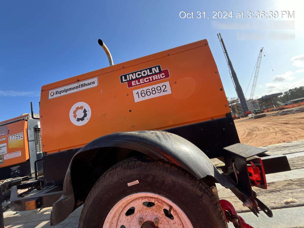 2021 Lincoln Electric Vantage 322 Vantage 322 Ready Pak 3 w/ Decals, ORANGE (includes trailer, cable rack, fender light kit) NO Telematics