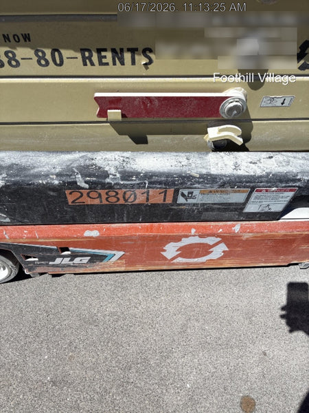 2023 JLG ES1932