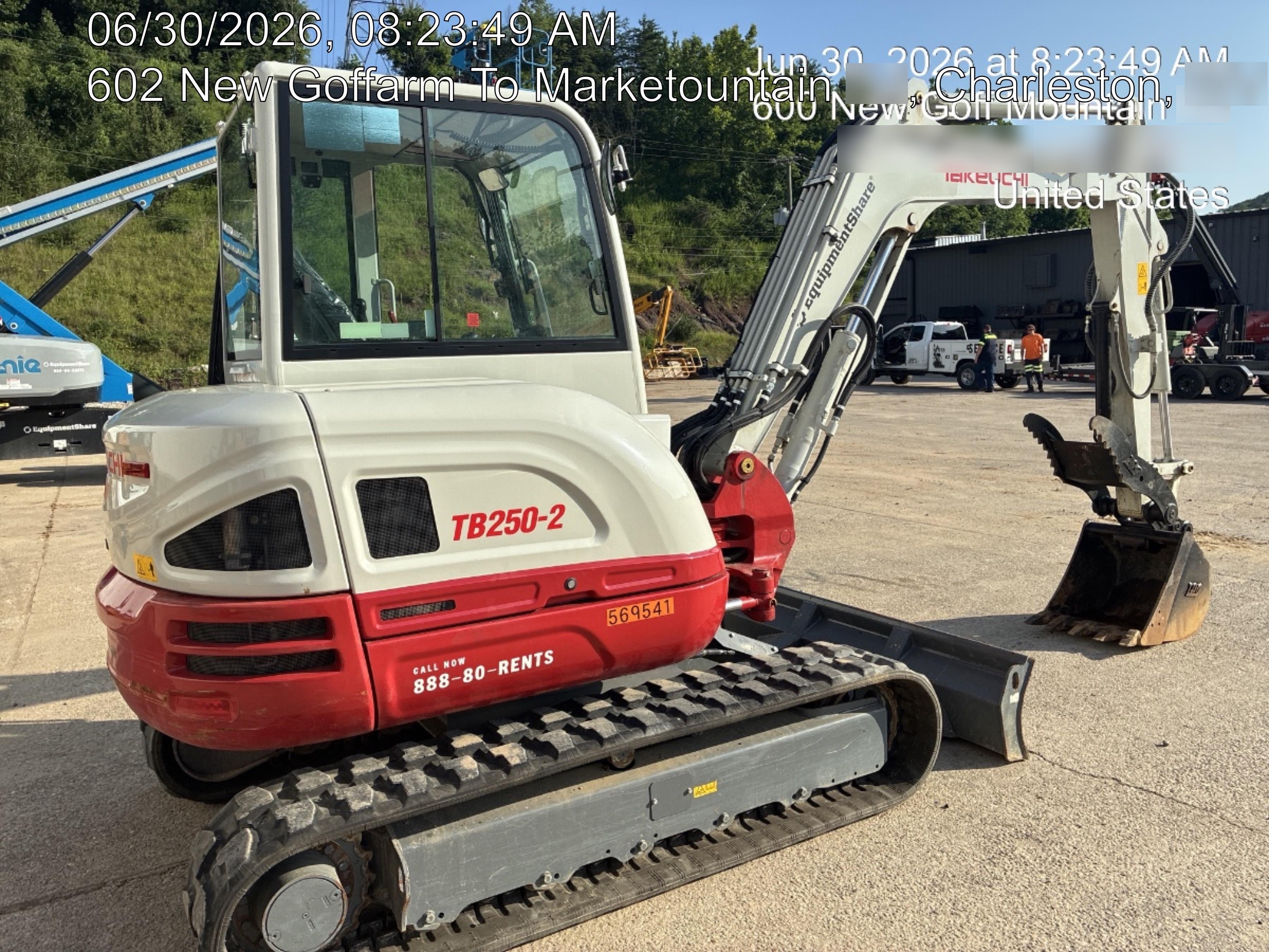 2025 TAKEUCHI TB250-2CR