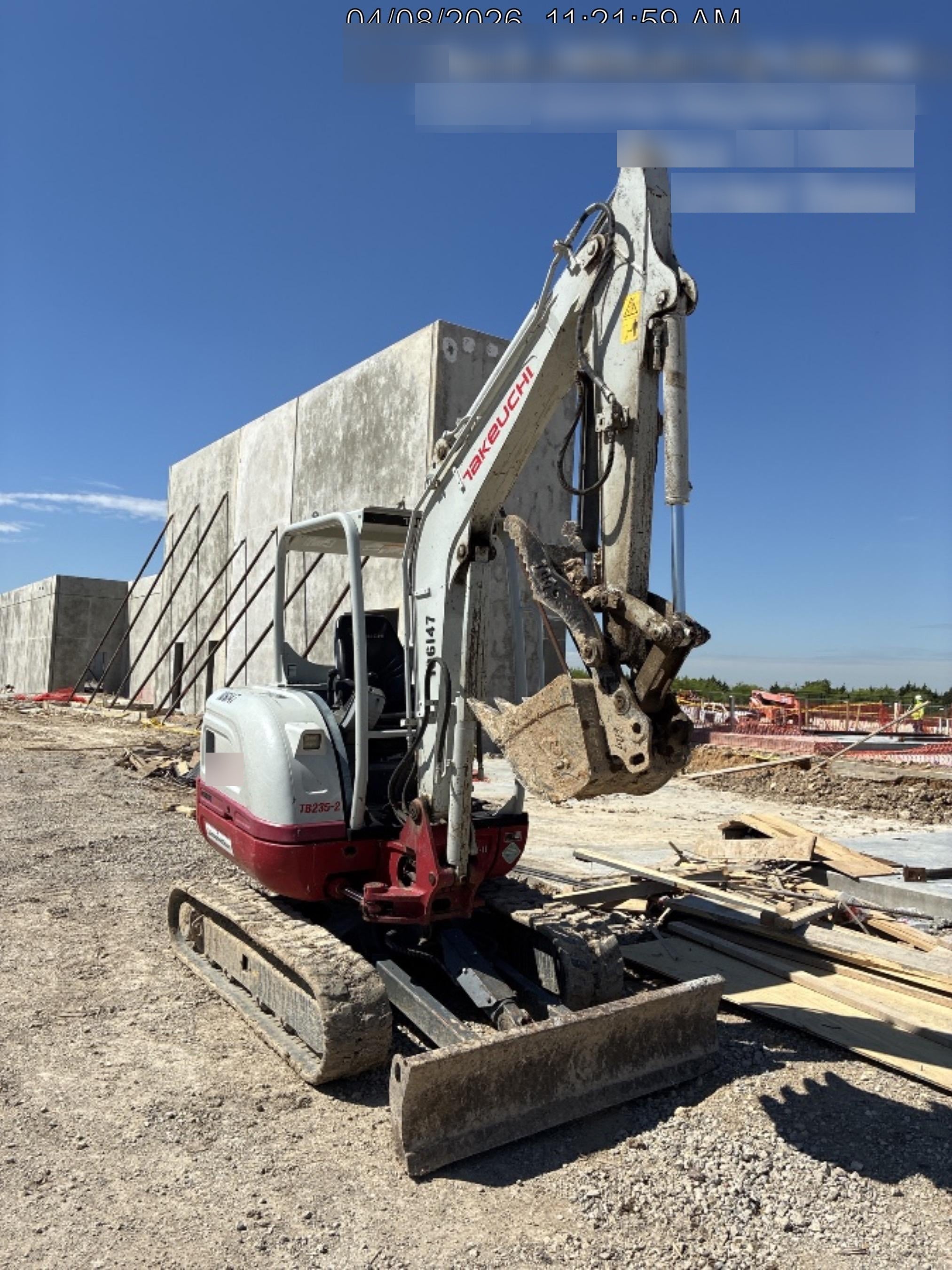 2020 Takeuchi TB235-2R Canopy, Rubber Tracks, Manual TAG QC