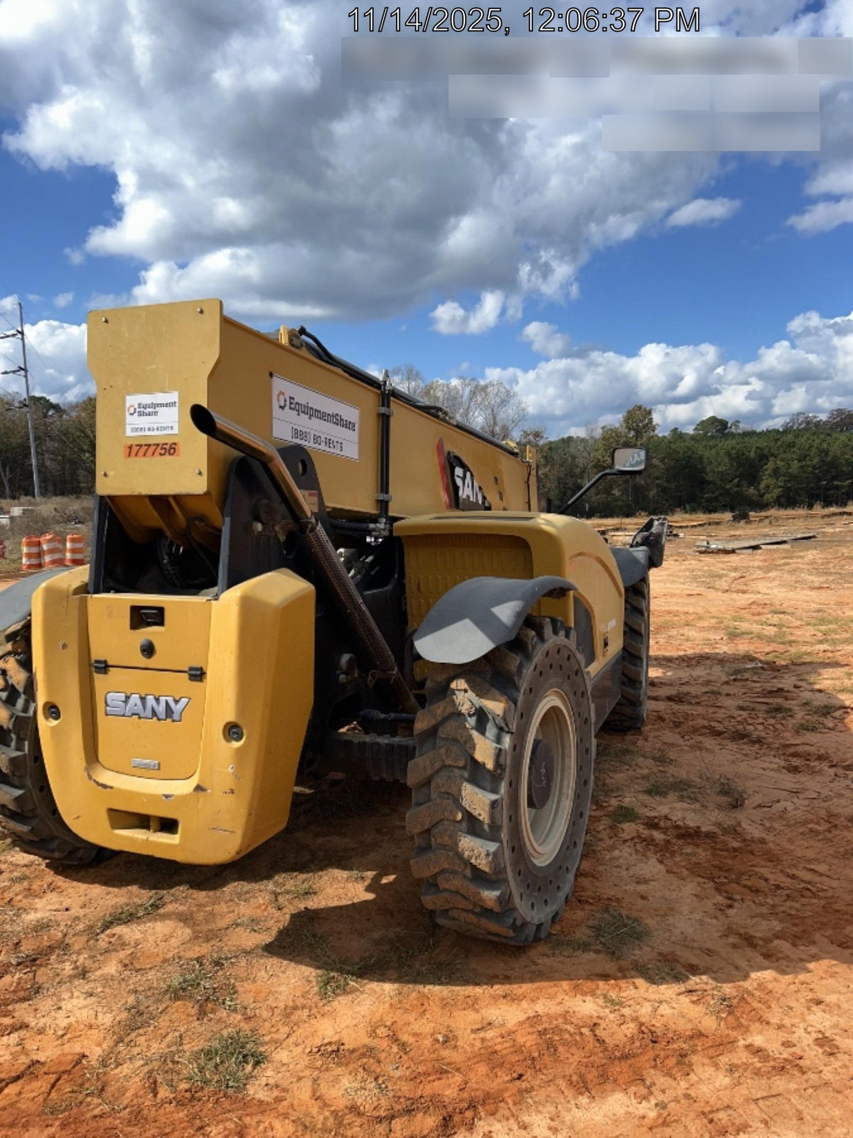 2021 SANY STH1056