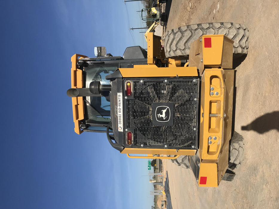 2019 John Deere 524L Cab/Heat/AIR, 3rd Function Hydraulics, Hydraulic JRB QC 2.75 Yd. Bucket, 60" Carriage/72" Forks