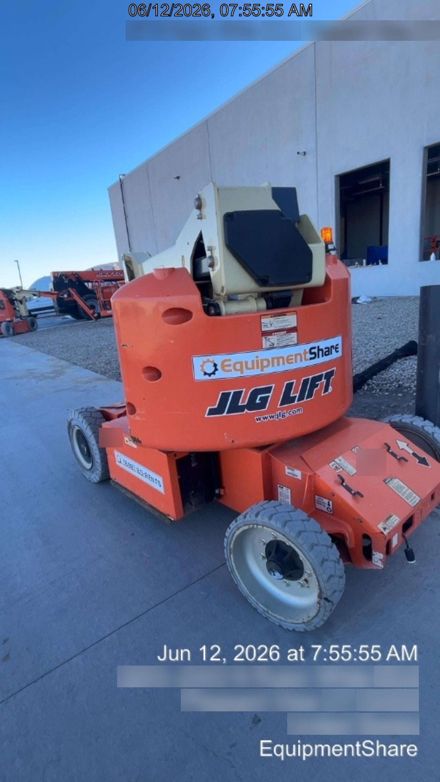2019 JLG E400AJPN