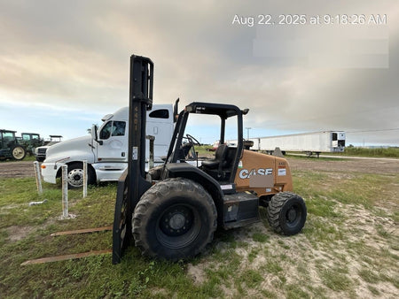 2017 CASE 586H