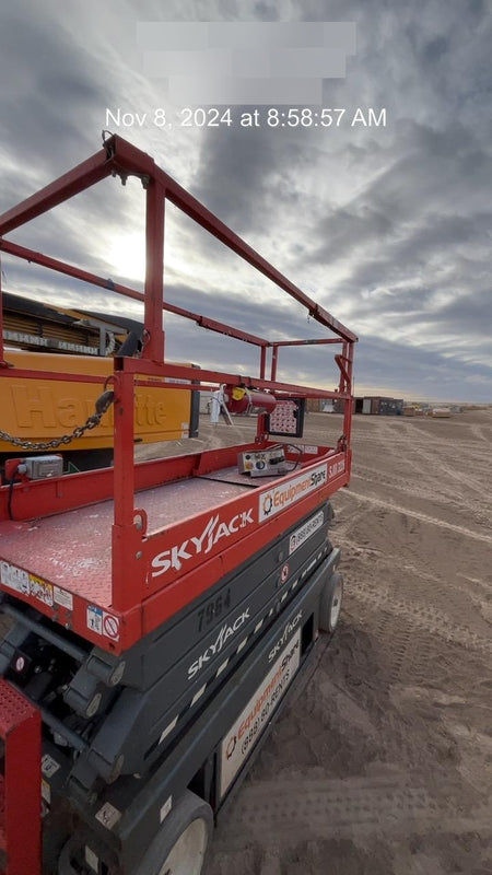 2018 Skyjack SJIII-3226 Skyjack SJIII3226 Scissor Lift w/Trojan Batteries