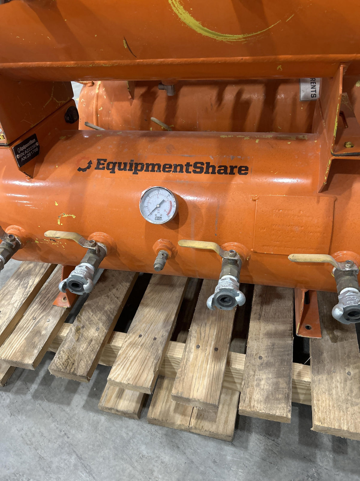 2022 MICHIGAN PNEUMATIC HV-15G-8P-ES-TRACKER