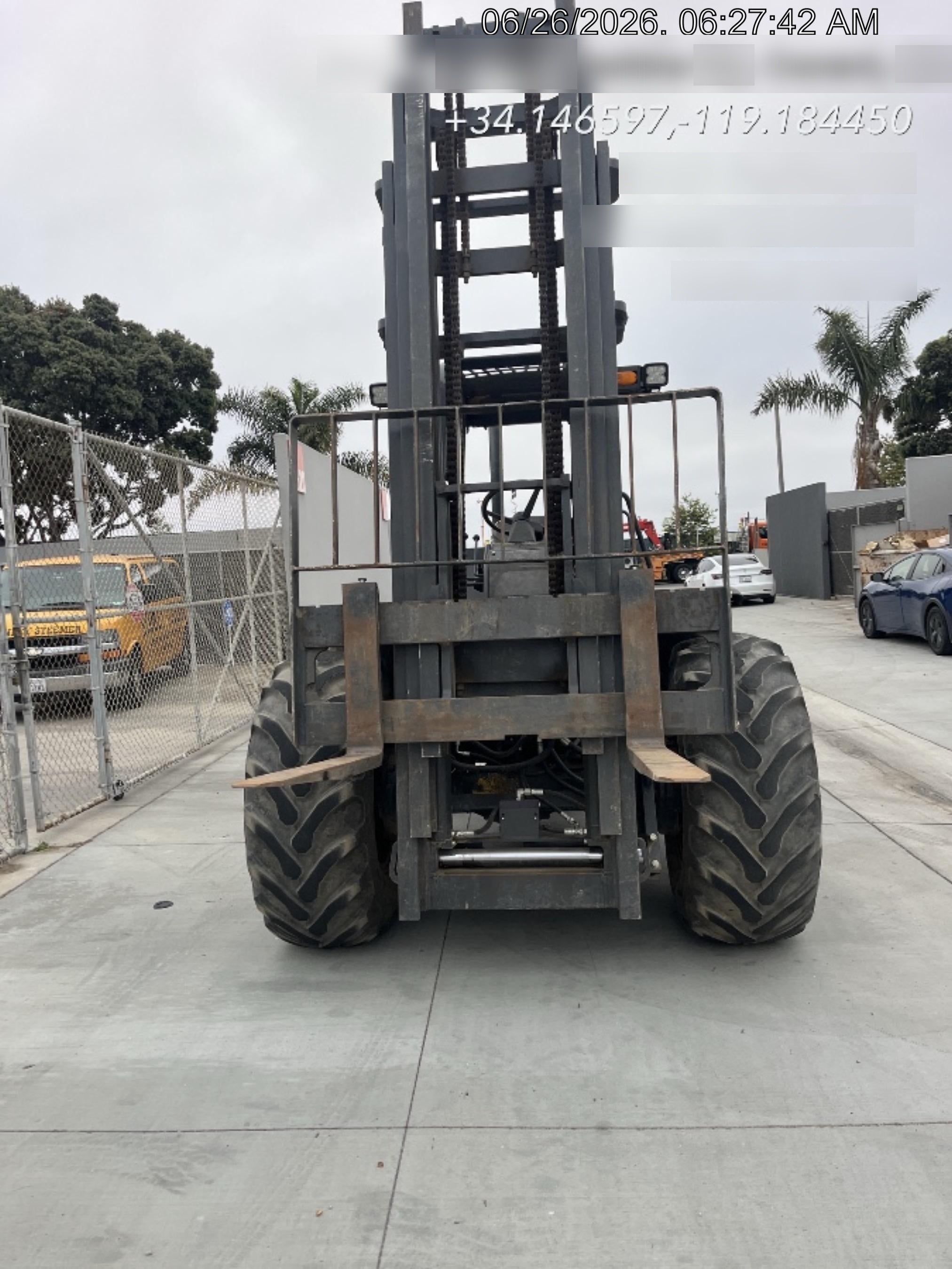 2023 CASE 588H