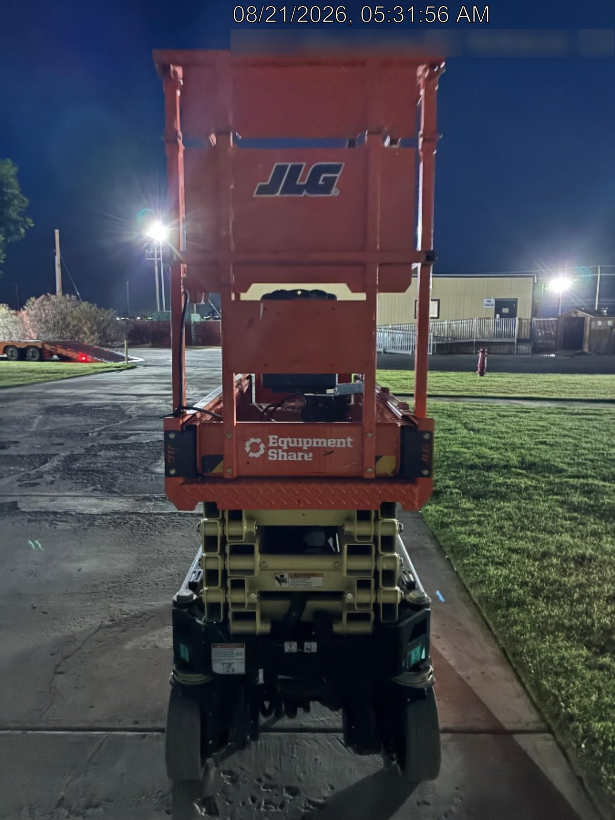 2023 JLG ES1932