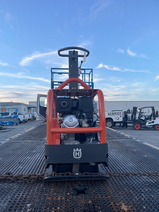 2025 HUSQVARNA LG300