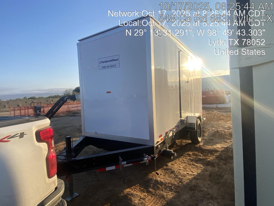 2025 NATIONAL RESTROOM TRAILERS NRT4MDS