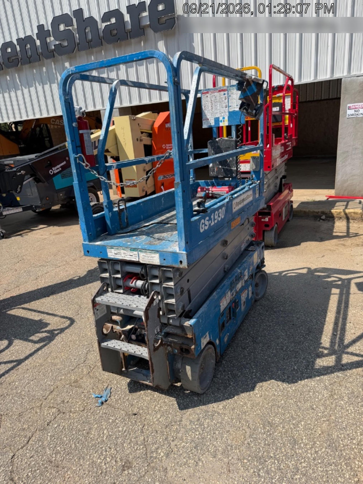 2019 Genie GS-1930 Fixed rails with chain Entry