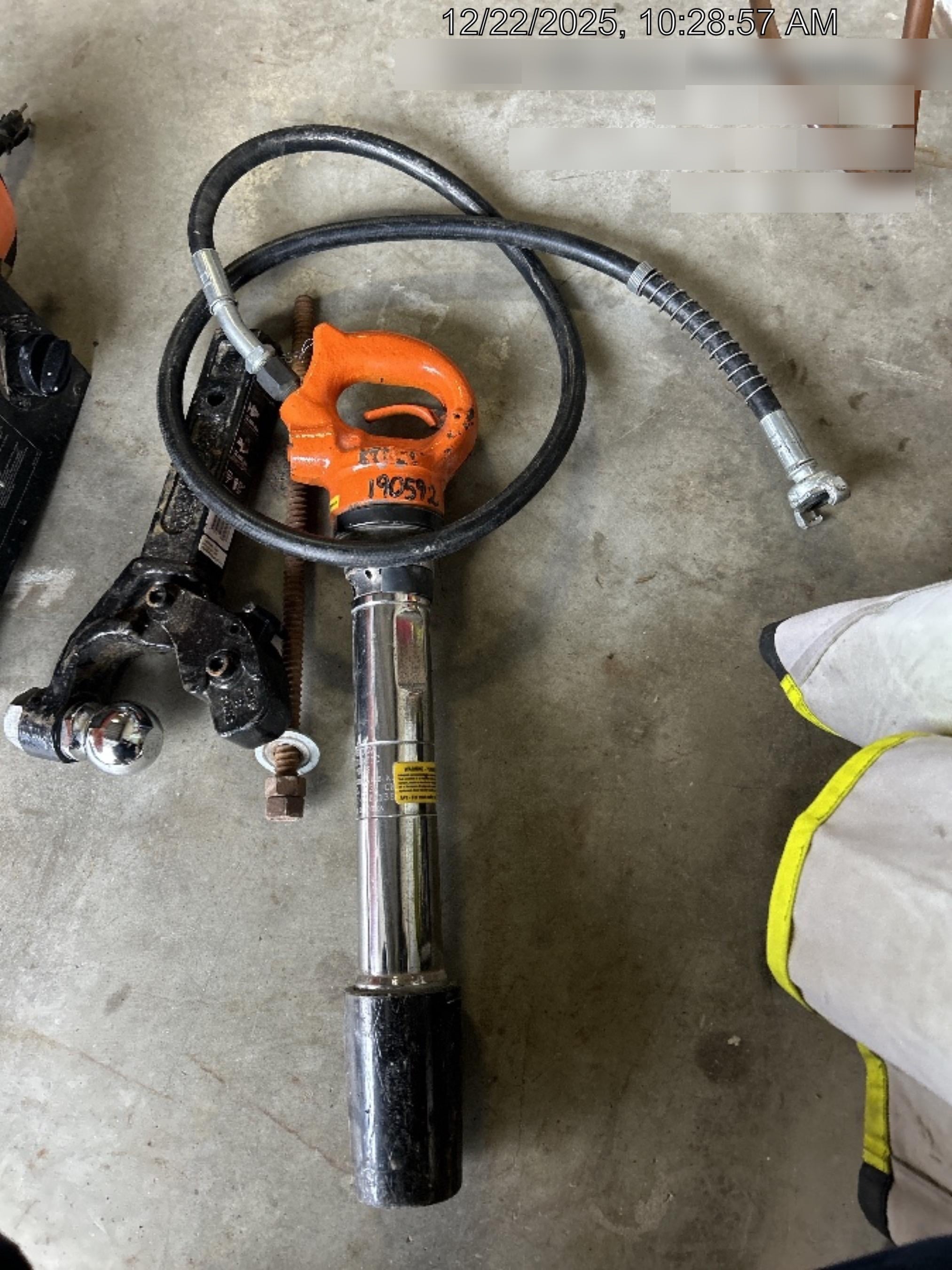 2021 AMERICAN PNEUMATIC TOOL Pistol Grip Rivet Buster