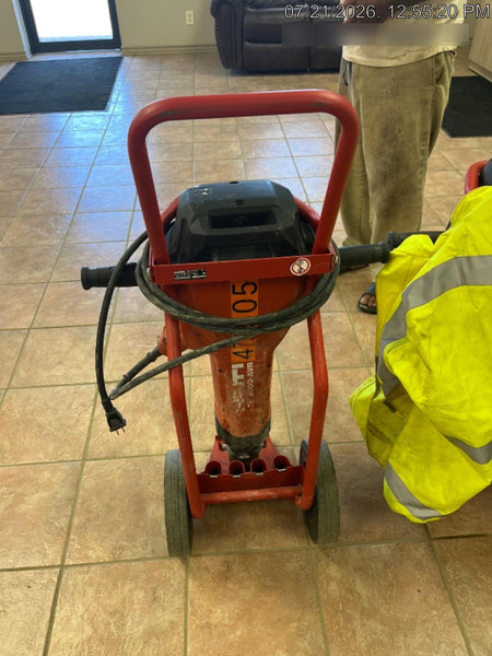 2024 HILTI TE 3000-AVR