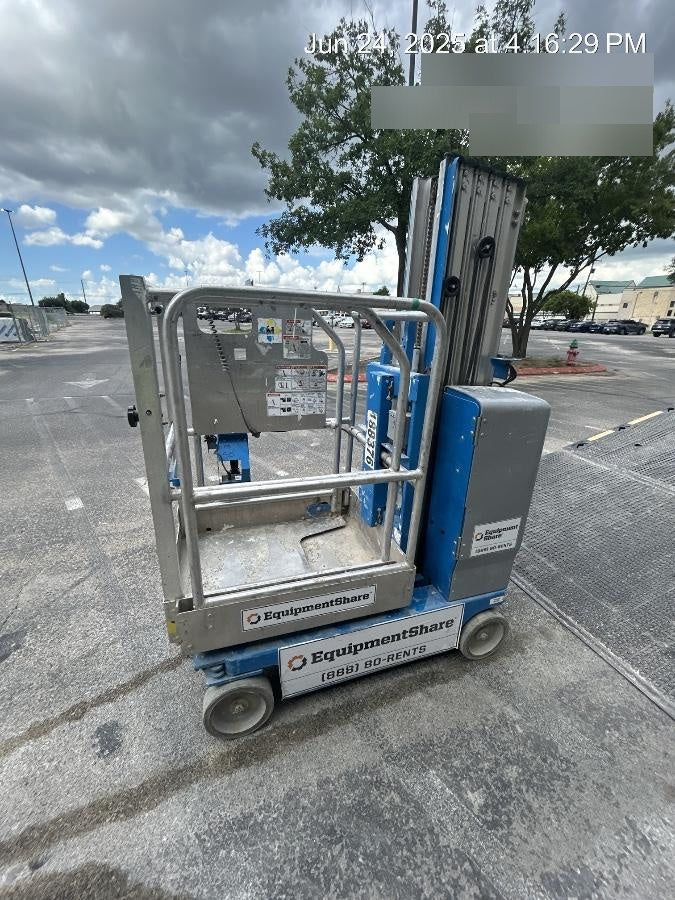 2021 GENIE GR-20