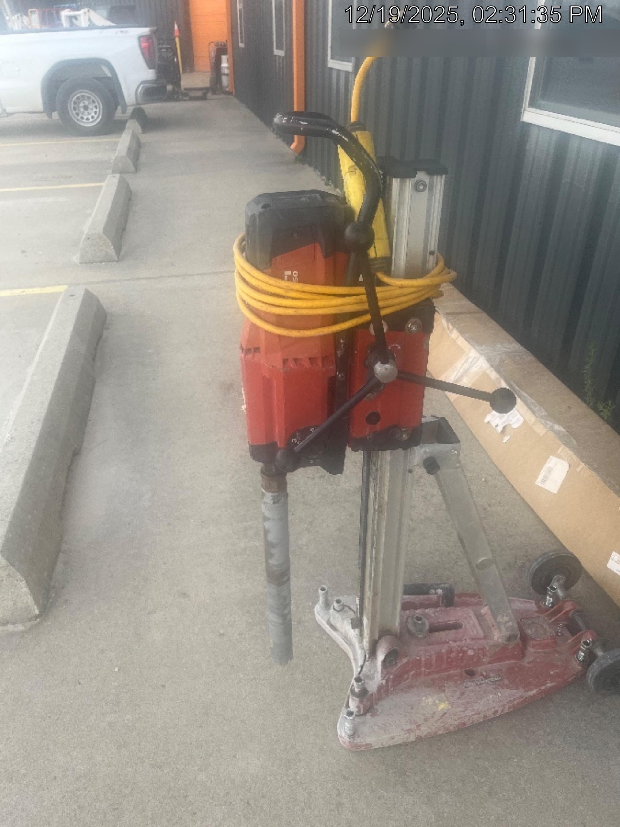 2019 HILTI DD 250