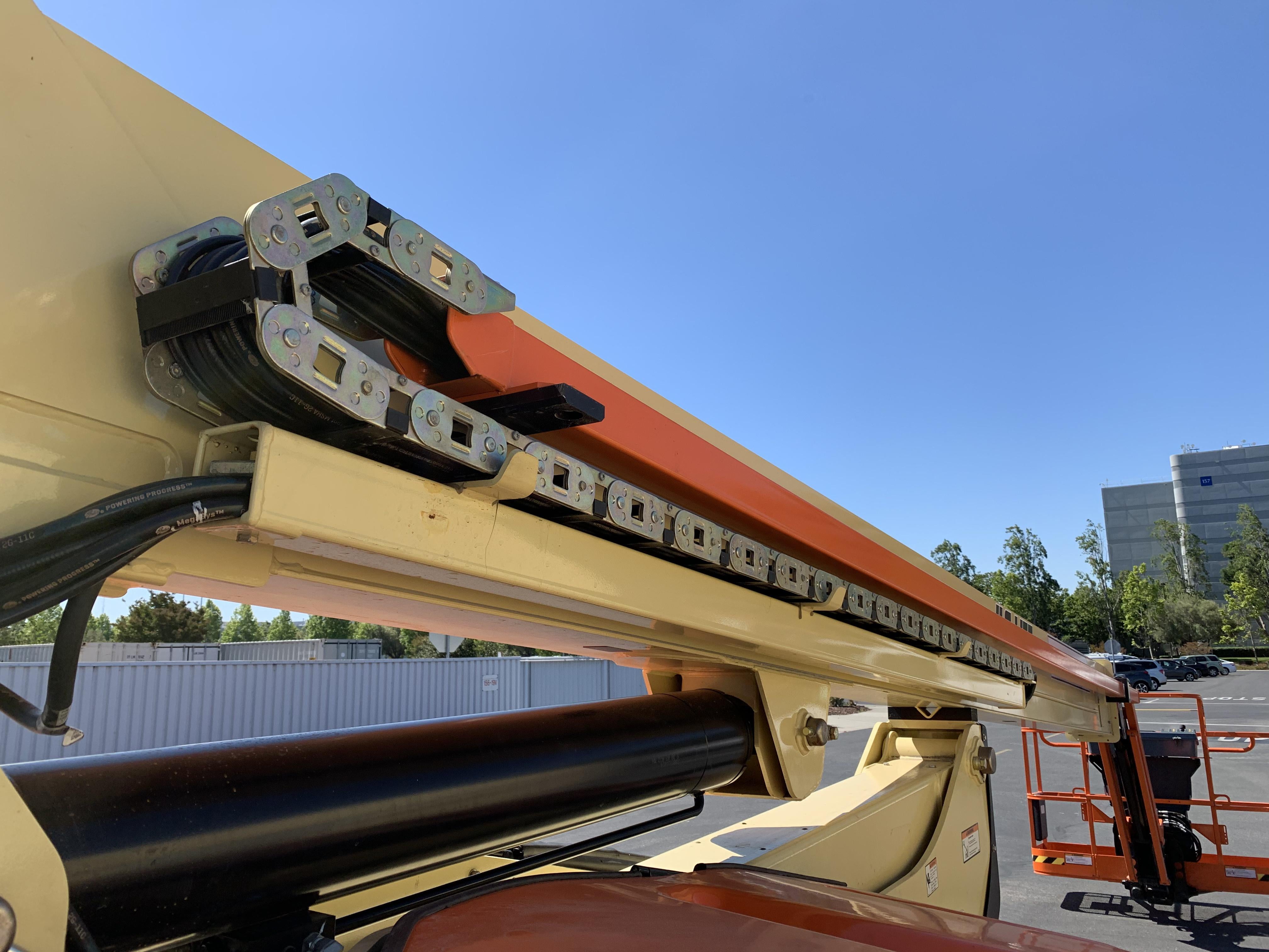 2021 JLG H600SJP